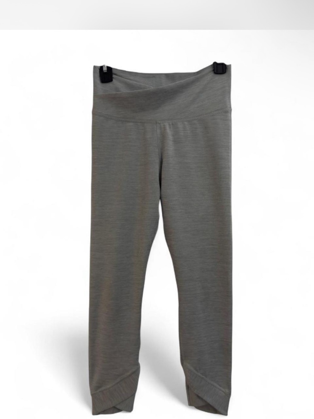 Nike heather grey capri leggings. size M.